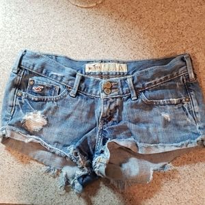 Hollister shorty shorts size 3